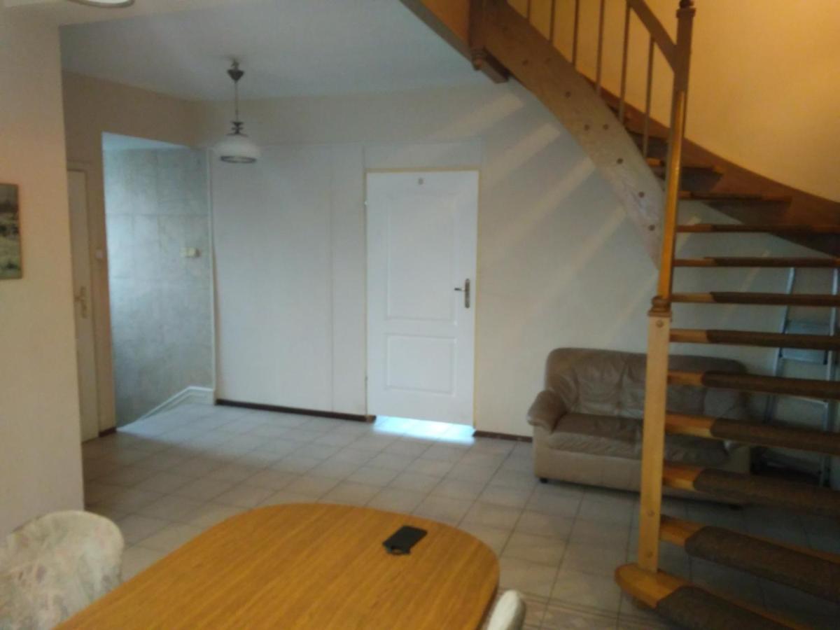 Zajazd Arka 2 Lodz  Luaran gambar